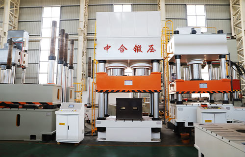 如何選擇木屑托盤成型液壓機？廠家建議